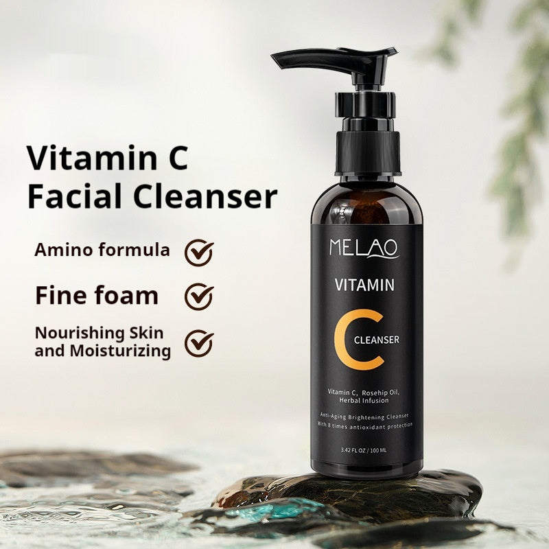 Vitamin C Facial Cleanser: Oil Control and Moisturizing