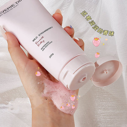 Natural Wild Strawberry Body Scrub